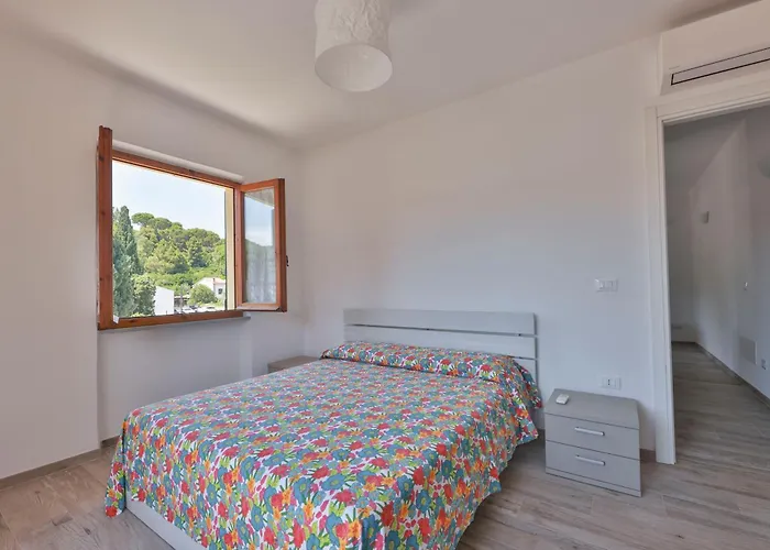 Lägenhet Bilocale Ida - Goelba *